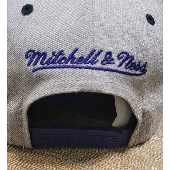 Sacramento KINGS Gray Purple Hat Snapback Mitchell & Ness NBA Cap Big Script - Picture 3 of 7